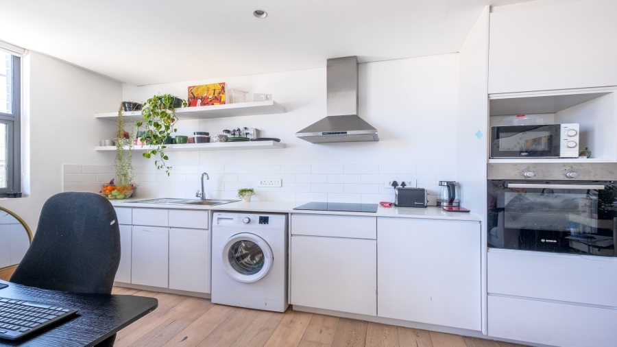 1 Bedroom Property for Sale in Woodstock Western Cape